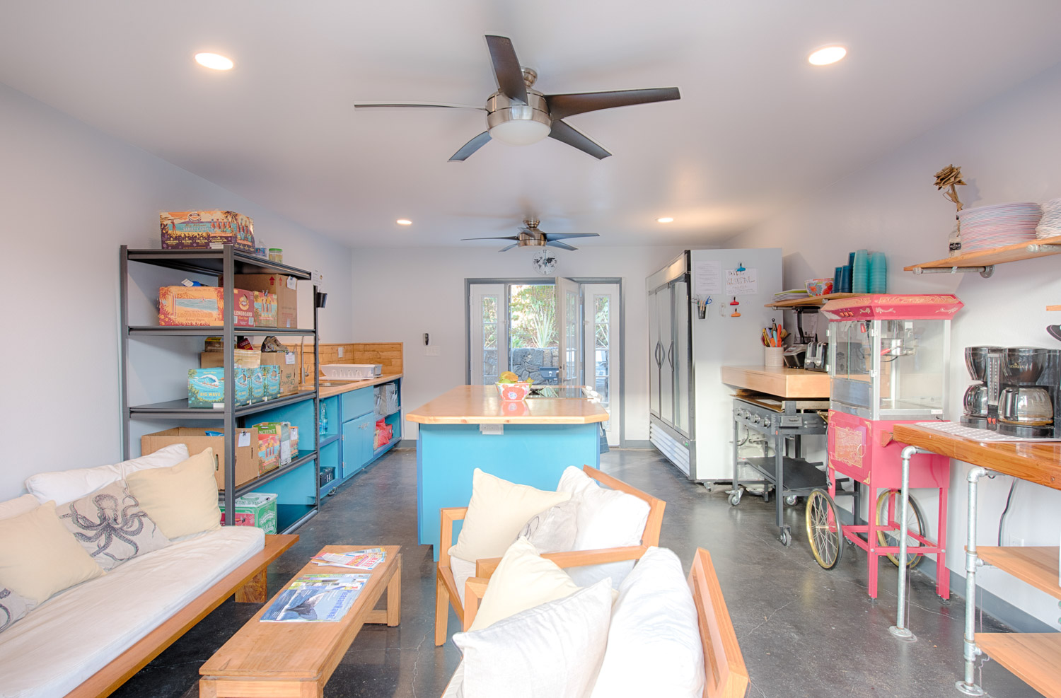 How to Travel Hawaii on a Hostel Budget